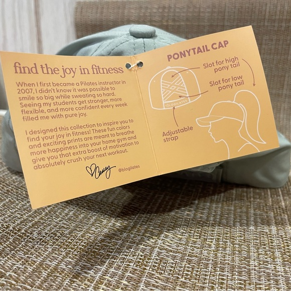 NWT Blogilates Ponytail Hat - Picture 7 of 10